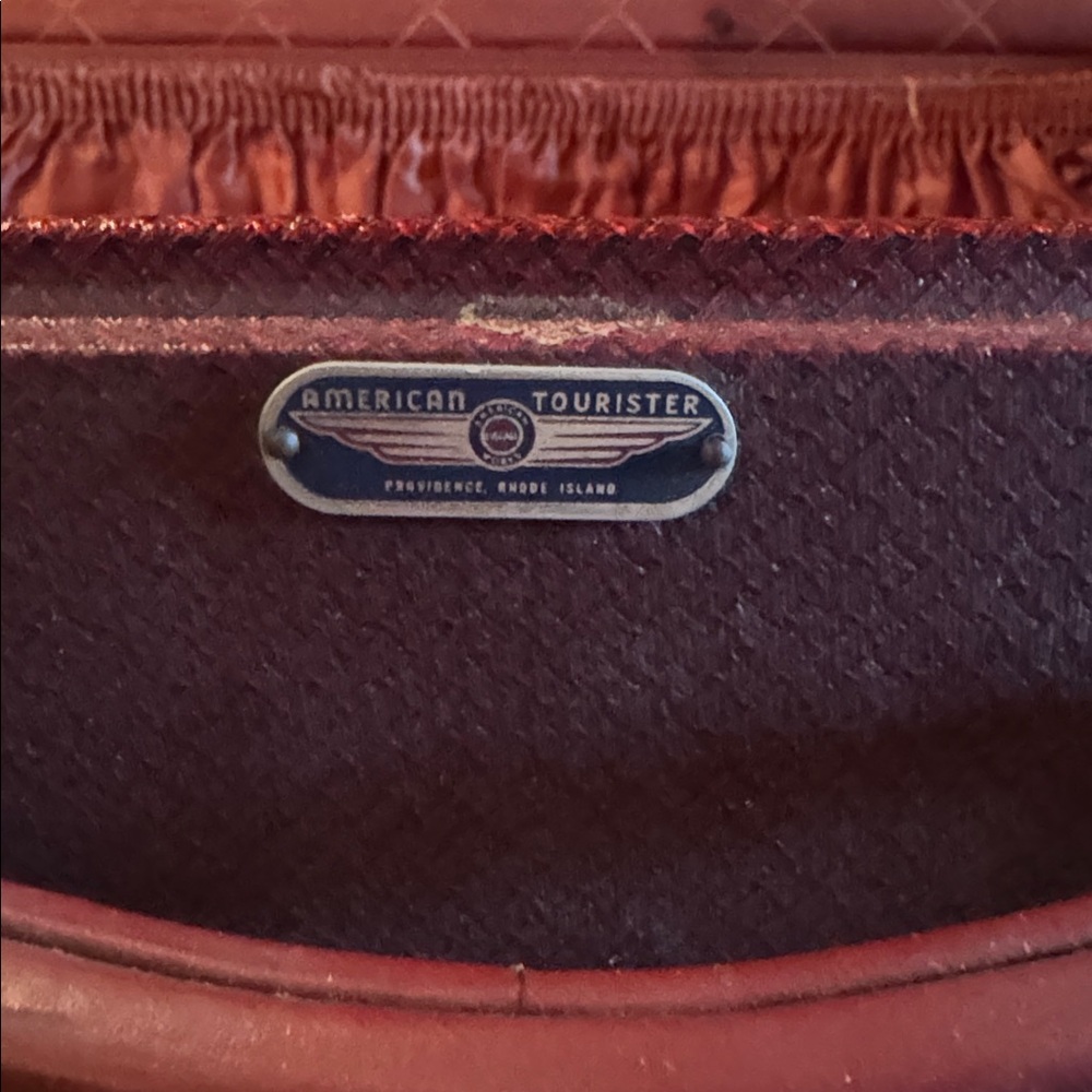 VINTAGE American Tourister Luggage - Picture 3 of 4